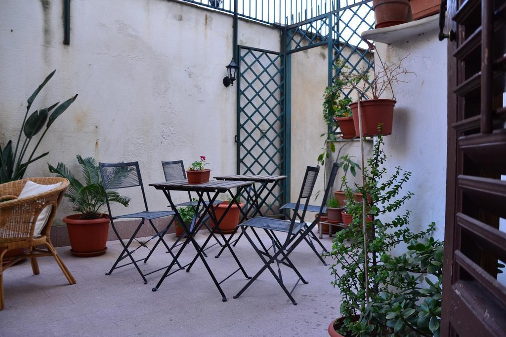Il Lapino Hotell Palermo Eksteriør bilde